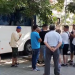 Fermerët në protestë para bashkisë së Elbasanit: Jemi kërcënuar nga vëllai i kryetarit të PS