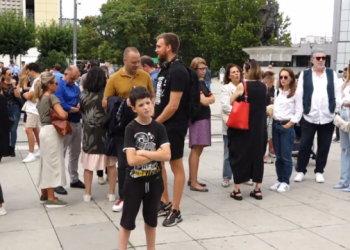 Përdhunimi i të miturës, protestë në Kosovë: Ka dështuar familja, prindërit e atyre djemve..