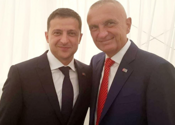 Meta poston foton me Zelenskyn dhe uron 31-vjetorin e pavarësisë