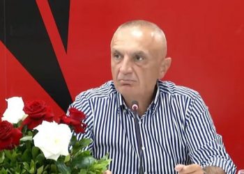 “Në 24 orë 3 atentate”, Meta: Policia e mpirë për shkak të lidhjes së krimit me politikën