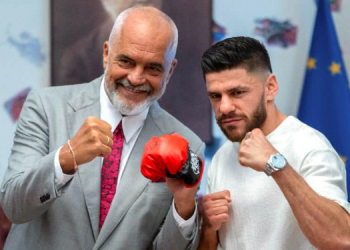 Pas Luiza Gegës/ Rama, ceremoni nderimi edhe për Florian Markun