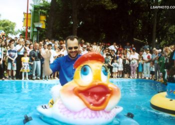 “Më vinte si xhol nga pas”, Meta kujton Ramën si kryebashkiak në Tiranë: Lozte me rosak