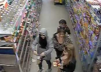 Grabisnin supermarketet, katër vajza shpallen në kërkim nga policia (Video)