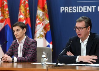 Vuçiç riemëron Ana Brnabiç si kryeministre të Serbisë