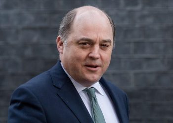 Britania e Madhe do të ashpërsojë kushtet e vizave për rusët