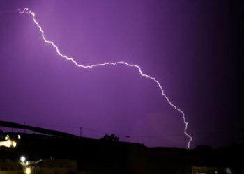 Tragjike, moti i keq u merr jetën 36 personave në këtë shtet