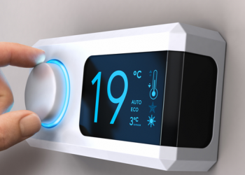 Qeveria italiane përballë krizës, ndërmerr një paketë ndihme për familjet dhe bizneset