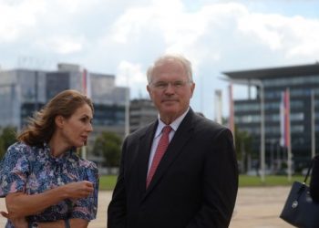 Dialogu Kosovë-Serbi, Hill: SHBA mbështet përpjekjet e BE-së për…