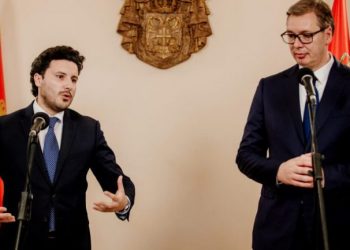 Abazoviç i kërkoi Vuçiçit që Serbia të blejë asetet ruse në Malin e Zi