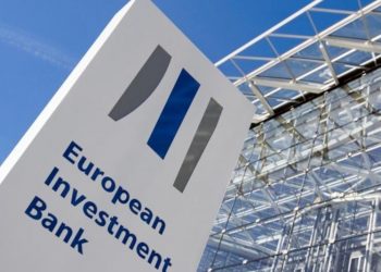 Të tjera ndihma për Ukrainën/ Banka Europiane e Investimeve i jep Ukrainës 500 milionë euro