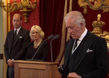 Parashikoi ditën e saktë të vdekjes së mbretëreshës, Logan “cakton” datën edhe për mbretin Charles