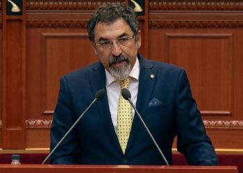 Nafta kontrabandë, Çuçi i përgjigjet Salianjit: Vetëm akuzoni, thoni njëherë “bravo” për punën tonë