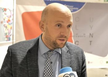 Integrimi drejt BE, Sarrazin: Shqipëria ka një rrugë të vështirë para