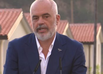 Ndërtimet pa leje, Rama fajëson shefat e komisariateve: Bëhen me bekimin e tyre