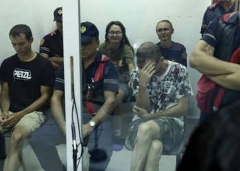 “Gramshi, sulm rus ndaj NATOS”! Ndërkombëtarët: Të arrestuarit në uzinën e armëve, ushtarë të…