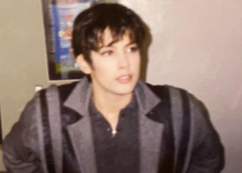 Si djalë por fitoi kurorën e bukurisë, ja si duket sot Miss Shqipëria ’92 (FOTO)