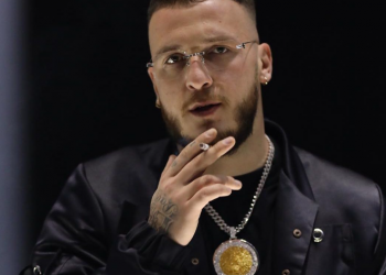 Mozzik feston ditëlindjen, merr urimin e ëmbël nga personi i veçantë (FOTO)