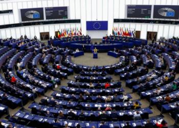 Draft-raporti për zgjerimin, PE: Bisedimet e Serbisë me BE të kushtëzohen me…