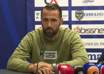 Fillim i keq tek Kukësi, verilindorët pezullojnë Pero Pejiç