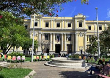 “Bashkëpunonte me administratën”/ I vjen fundi rrjetit kriminal në Itali, qindra në pranga