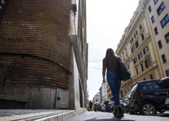 E mitura denoncon të dashurin në polici: Më detyroi të…