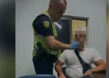 Drejtonin në gjendje të droguar makinën, në pranga 4 të rinj në Tiranë