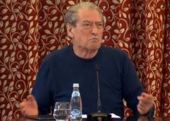 Berisha zbulon vjedhjen golopante: Rama merr 13-fishin për një kilometër rrugë