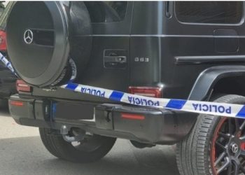 Po lëvizte me G-Class, si i shpëtoi atentatit i “forti” në Durrës (EMRI)