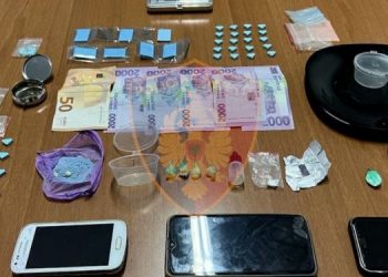 Shiste lëndë narkotike, policia e Tiranës arreston 35-vjeçarin