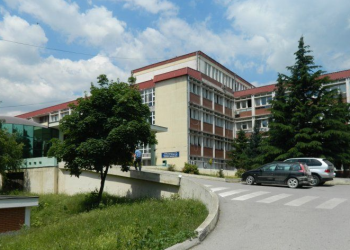 Përfshihet nga flakët reparti i Psikiatrisë, lëndohet një person