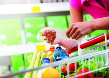 Rritja e çmimeve, familjet shqiptare kanë shpenzuar 185 milionë euro më shumë në 8 muaj