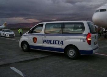 Nuk iu dha azili në Shqipëri, deportohet në Turqi gazetari turk