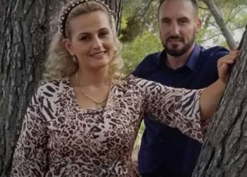 Vrau vëllain dhe kunatën në Tiranë, autori del para gjykatës