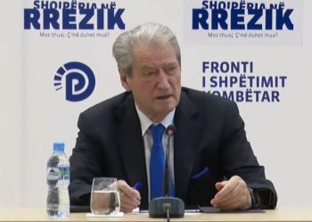 Berisha mbledh kryesinë e PD: Nuk ndalon makineria e plaçkitjes me në krye Ramën