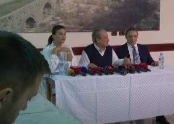 Berisha fton qytetarët të marrin pjesë në protestën e Metës