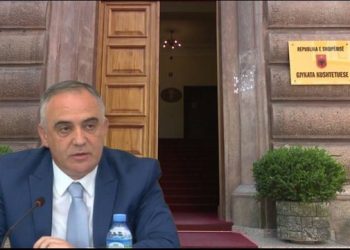 Gara për gjyqtar në Gjykatën Kushtetuese, tërhiqet Besnik Dervishi