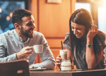 Ky është gabimi më i madh që bëjnë gratë në takimin e parë