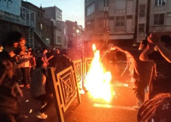 Irani proteston: SHBA do të lehtësojë kufizimet e internetit për iranianët