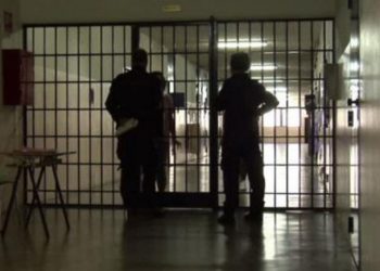 E rëndë/ 28-vjeçari shqiptar vetëvritet brenda burgut në Itali pak orë pas arrestimit