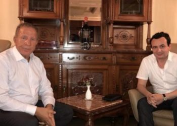 Pacolli kritika Kurtit: Ulu në sediljen e parë të makinës dhe shih gjendjen e rrugëve