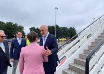 A do të arrihet marrëveshja për tregtinë pa kufizime? Edi Rama mbërrin në Beograd (VIDEO)