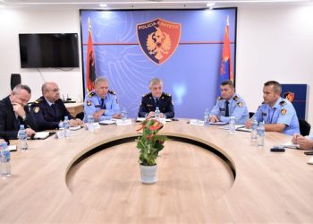 Rrumbullaku krijon Këshillin e Vlerësimit të Propozimeve për Emërim