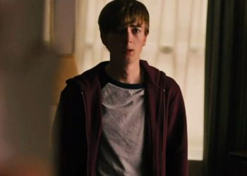 Vrau nënën teksa luante piano dhe më pas e filmoi, aktori 24- vjeçar dënohet me burg përjetë