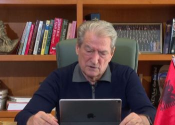 “Rama ka blerë shtetin për të marrë votat”, Berisha: Gabimi i pafalshëm i PD-së është…