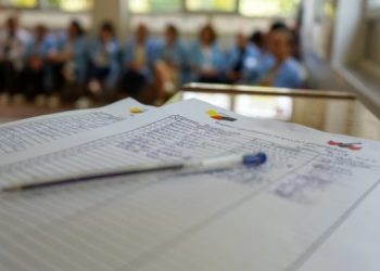 Protesta e arsimit në Kosovë, prindërit: I marrim fëmijët në…