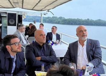 Takimi në Beograd, djali i George Soros shfaqet krah Ramës