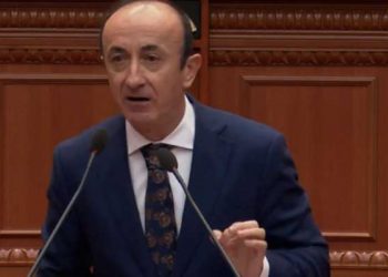 “Kush po i mbron kriminelët?!”/ Sula: Policët do të largohen nëse s’rrinë nën tutelën e Ramës