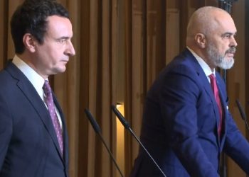 Rama “luan kukafshehti” me Kurtin në New York: Gjeje se kush jam (VIDEO)