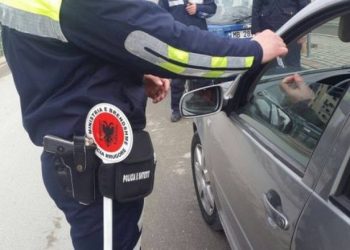 U kap me drogë/ Arrestohet polici rrugor i Tiranës, si udhëtoi nga Rinasi drejt Turqisë