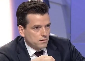 PD depoziton projektligj në Kuvend: Të ndalohet dhënia e tenderave ndaj…